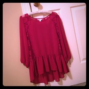 Blouse✔️ red ✔️ lace ✔️ high low ✔️
