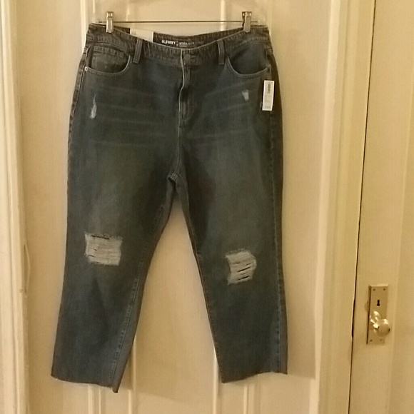Old Navy ripped cropped Jeans