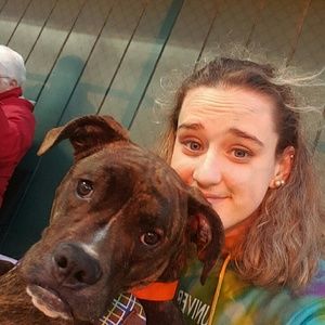 Meet your Posher, Brooke