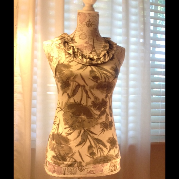 BANANA REPUBLIC Tropical Print Dress Shirt XS Top - Picture 2 of 4