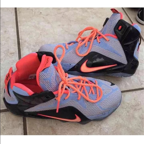 Nike Lebron 12 Easter edition