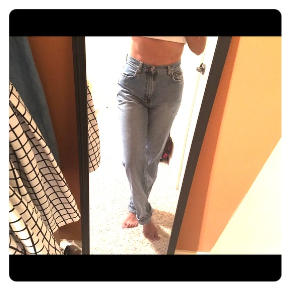 Vintage High Waisted Mom Jeans