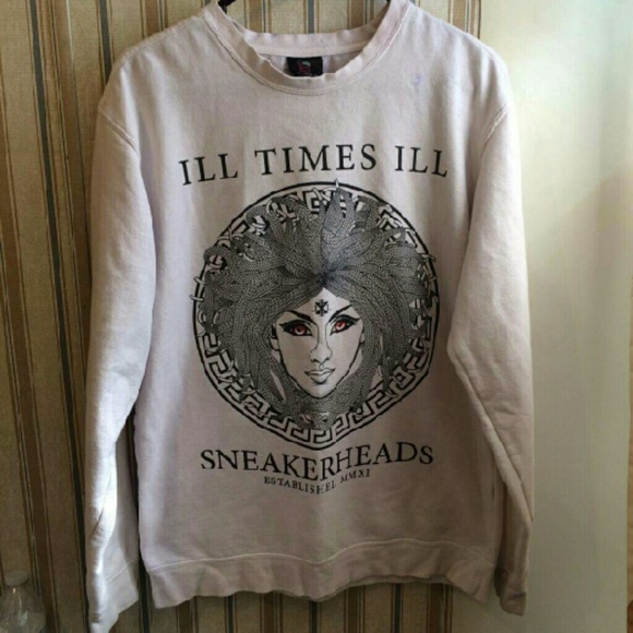 Your ex best friends crewneck sweater! 👋