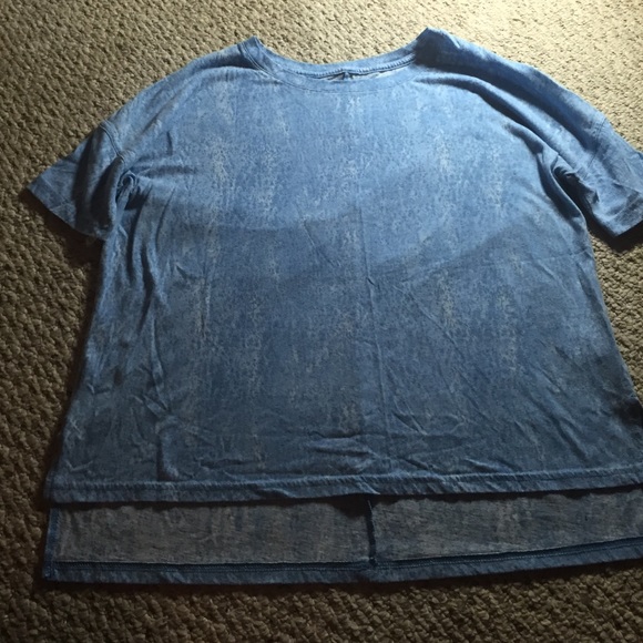 short sleeve blue shirt