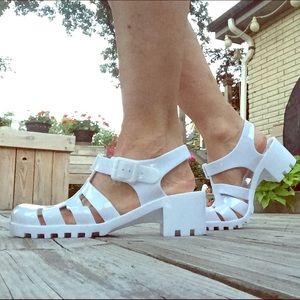 FASHIONABLE WHITE "RUBBER" KALI SHOES