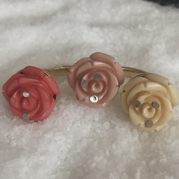 ✂️SALE✂️ FRANCESCA'S TWO FINGER RING