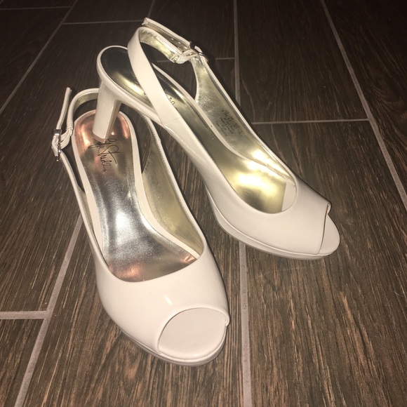Life Stride Nude Patton slingback shoes