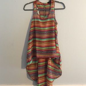 Hi-Low Aztec Print Blouse Size Small