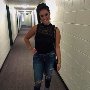 Meet your Posher, Anna