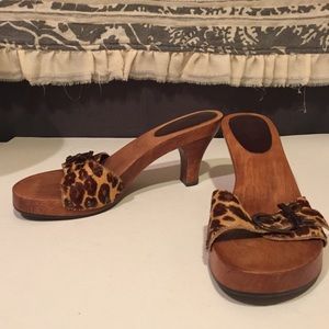 *Like new* MIA wood and leopard heels (8)