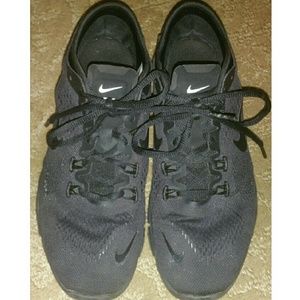 Black Nike Free TR Fit 4 Running Shoes