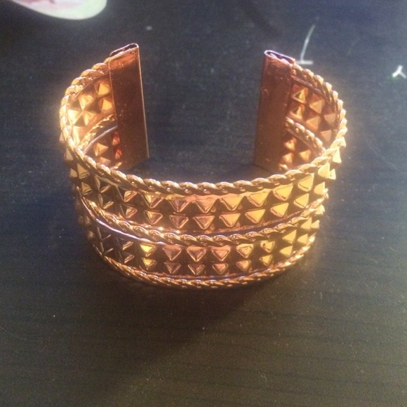Rose gold bracelet