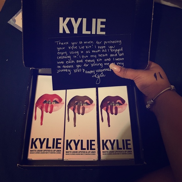 SOLD Kylie Lipkit bundle