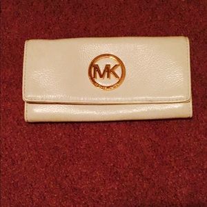 MK LEATHER WALLET