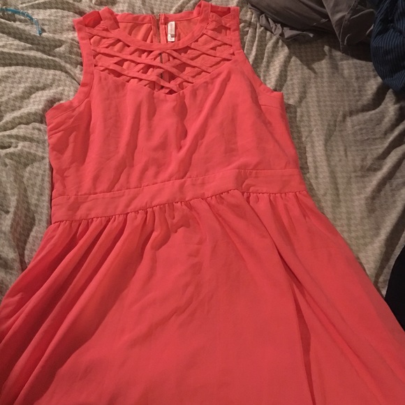 Dress nice color to big on me