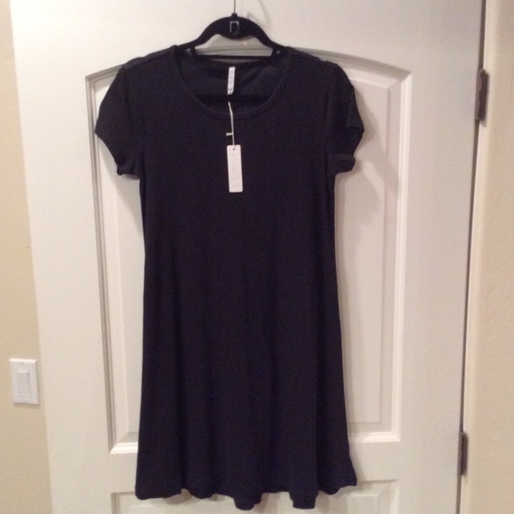 BRAND NEW BLACK T-SHIRT DRESS