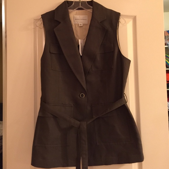 Army green one button vest