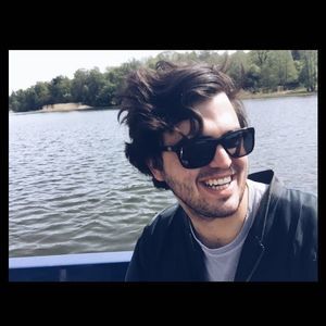 Meet your Posher, Johnny