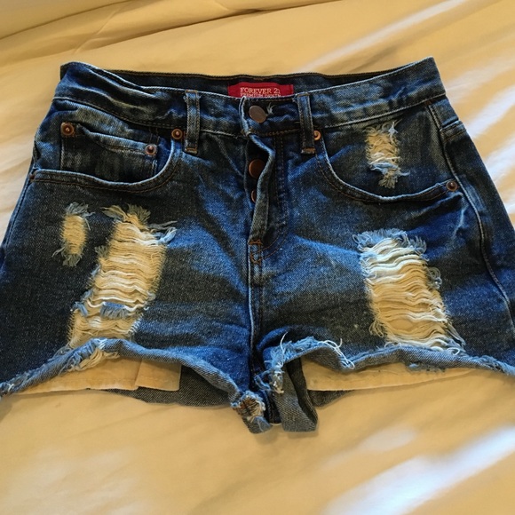 Denim high waisted shorts - Picture 2 of 4