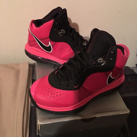 RARE Lebron 8 fusion red