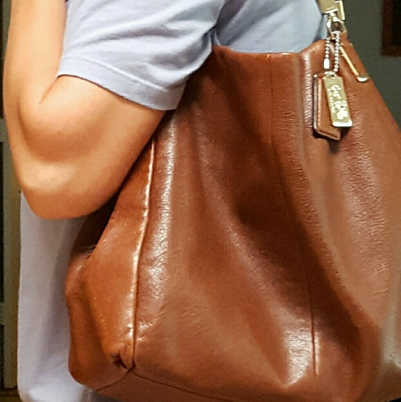 Authentic Coach - Picture 3 of 4