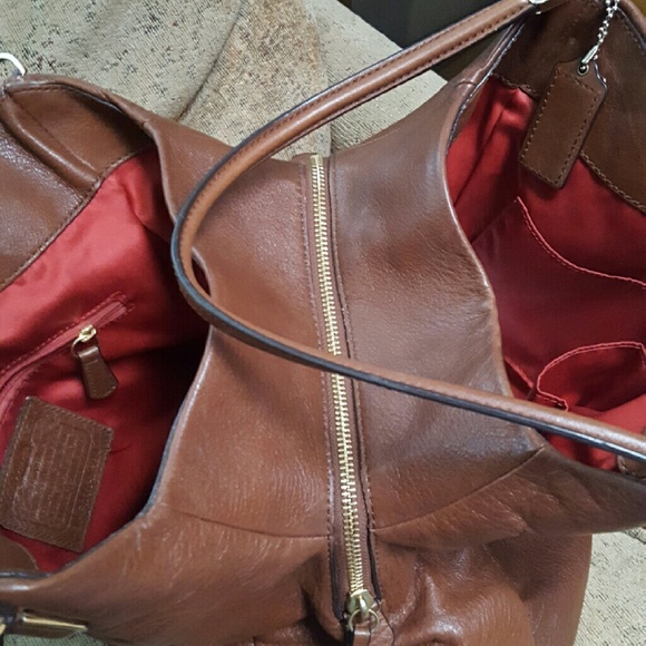 Authentic Coach - Picture 4 of 4