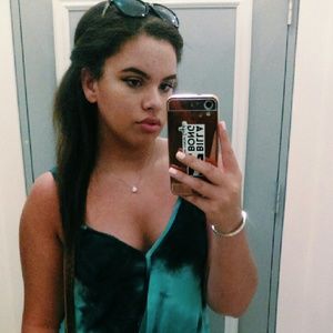 Meet your Posher, Racquel