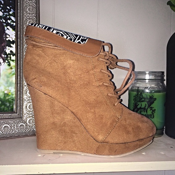 Amazing booties for sell!