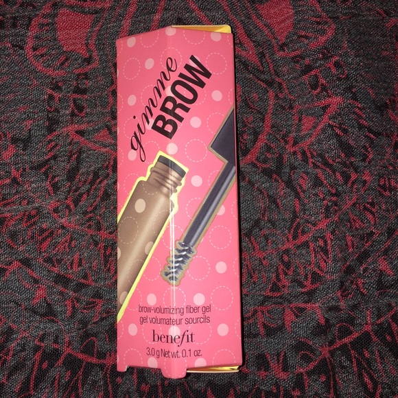 Gimme Brow light/medium By: Benefit