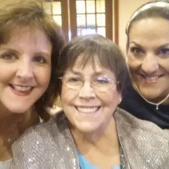 Meet your Posher, Melissa - Picture 1 of 1