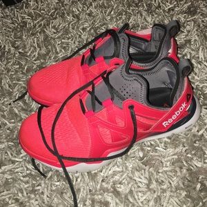 Size 9 Women's Reebok Sneakers