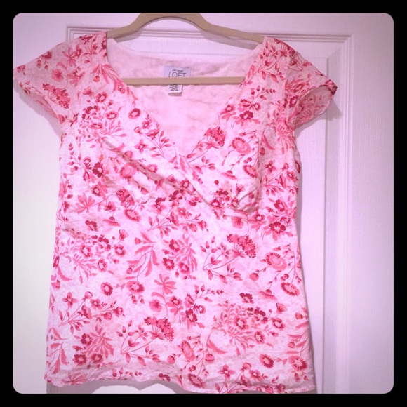 Loft short sleeve pink floral top
