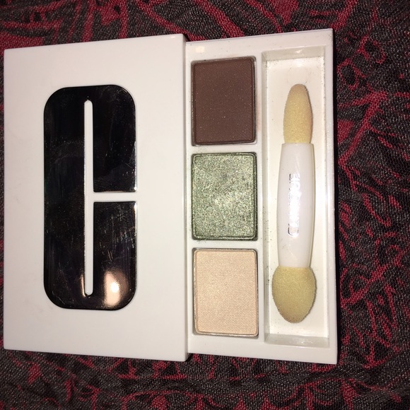 Clinique Eyeshadow-choc.chip-spark.sage-chocolatte