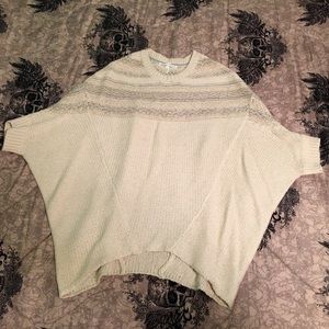 Victoria Secret
Batwing High/Low Sweater