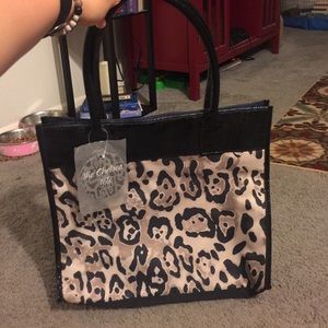 Brand new tote