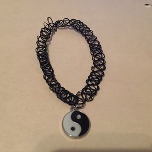 Yin Yang Choker