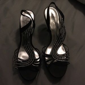 Metaphor Black and silver studded heels!!