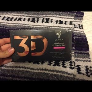 Younique 3-d mascara