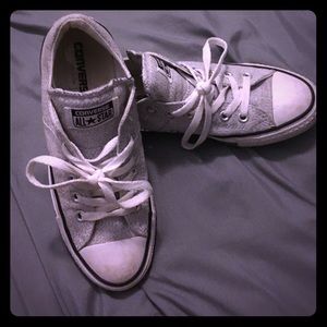 Gray/white converse all stars!