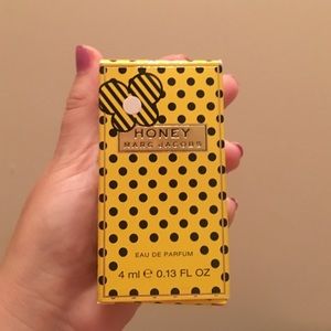 Travel Size Honey by Marc Jacobs