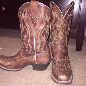 Ariat western boots