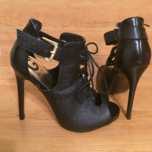G by Guess Lace Up Heel - Picture 3 of 4