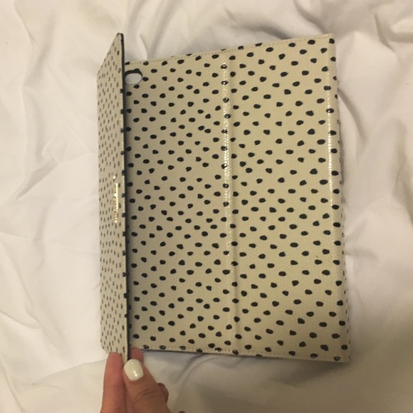 Kate Spade iPad Air hard case with removable keyboard - Picture 4 of 7