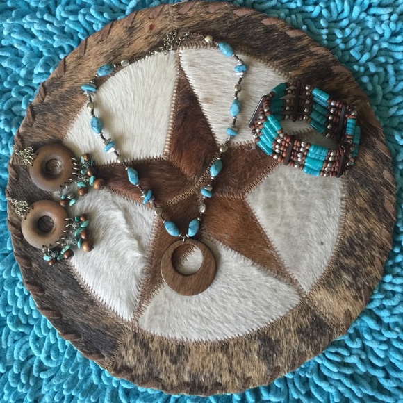 Turquoise and Brown 4 Piece Jewelry Set