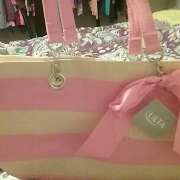 Purse - Picture 2 of 2