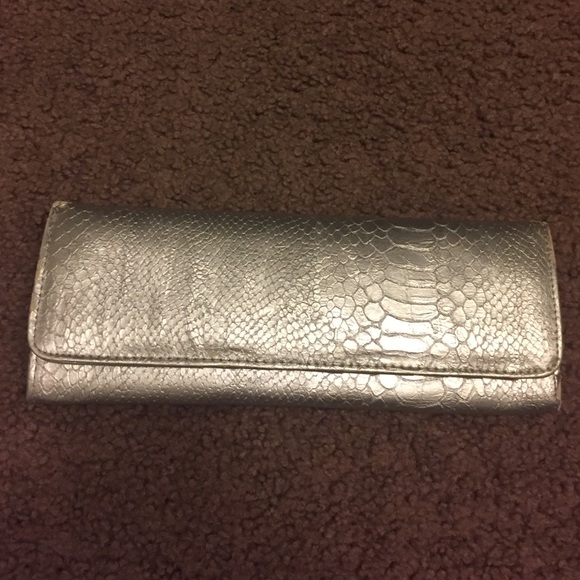 Silver clutch!