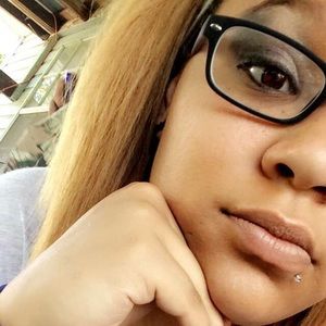 Meet your Posher, Cierra