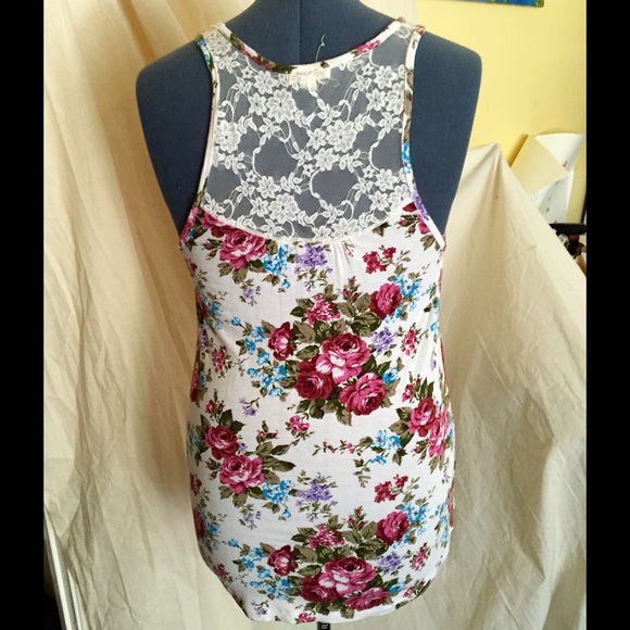 Flower tank with lace back size L - Picture 2 of 4