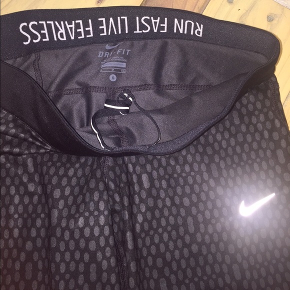 🎉sold🎉Nike drifit spandex leggings run fast - Picture 3 of 4