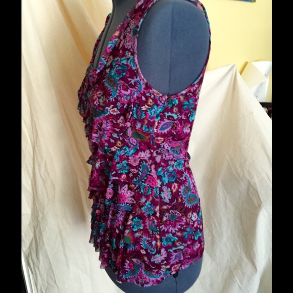 Express ruffle tank fuchsia paisley print size L - Picture 2 of 4